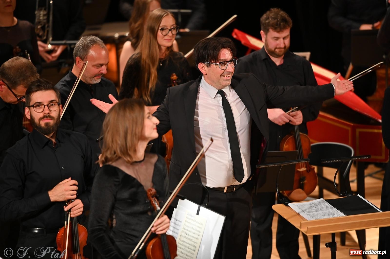 Zdjęcie w galerii na portalu naszraciborz.pl: Finał 20. Międzynarodowego Festiwalu im. Gorczyckiego w Raciborzu wiadomości z regionu