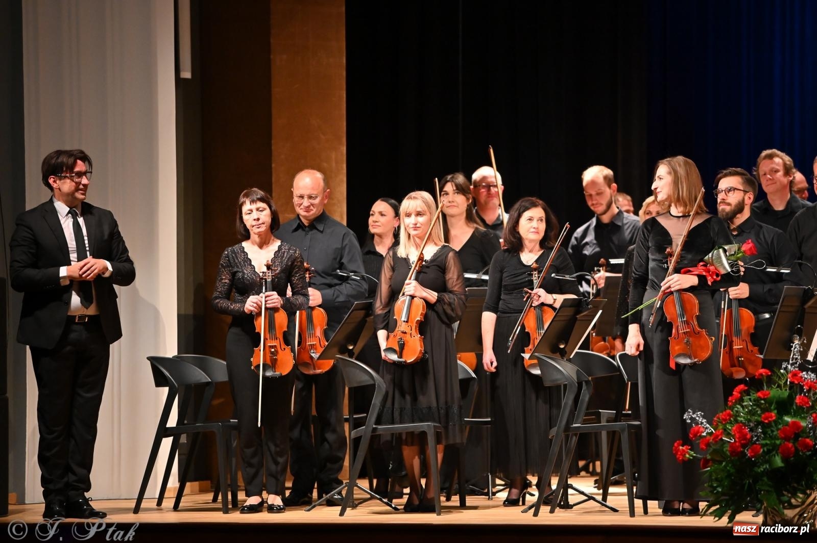 Zdjęcie w galerii na portalu naszraciborz.pl: Finał 20. Międzynarodowego Festiwalu im. Gorczyckiego w Raciborzu wiadomości z regionu