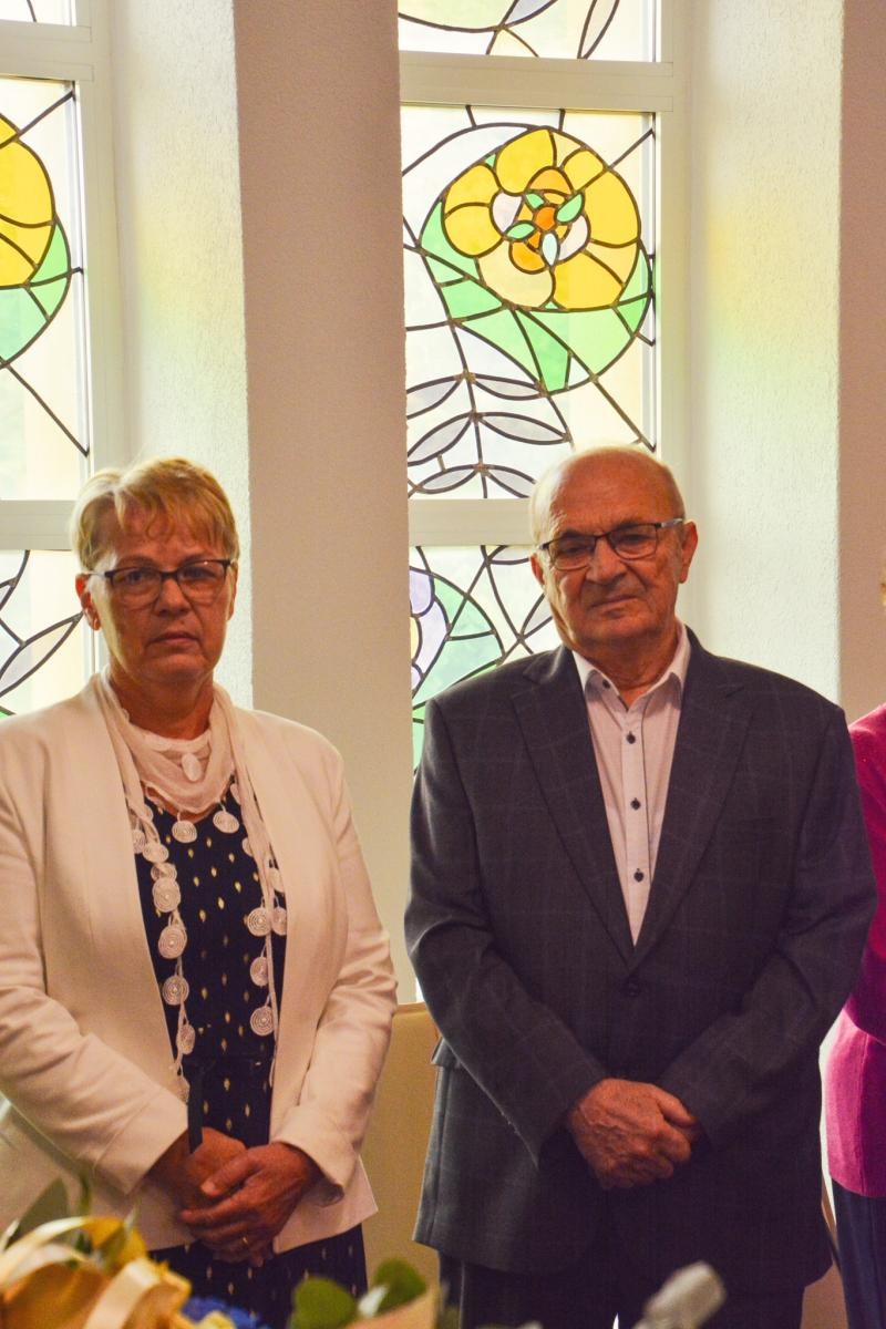 Zdjęcie w galerii na portalu naszraciborz.pl: Złote Gody w USC. Prezydent Raciborza wręczył medale za Długoletnie Pożycie Małżeńskie wiadomości z regionu