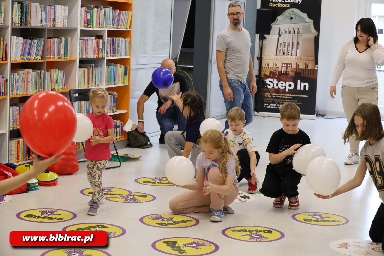 Zdjęcie w galerii na portalu naszraciborz.pl: Sportowa sobota w raciborskiej bibliotece wiadomości z regionu