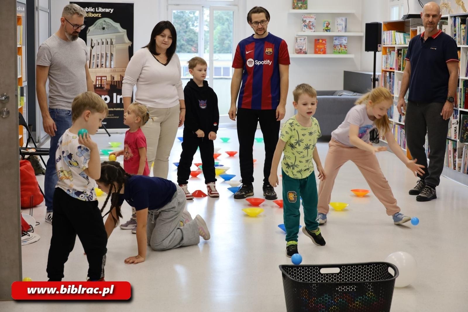 Zdjęcie w galerii na portalu naszraciborz.pl: Sportowa sobota w raciborskiej bibliotece wiadomości z regionu