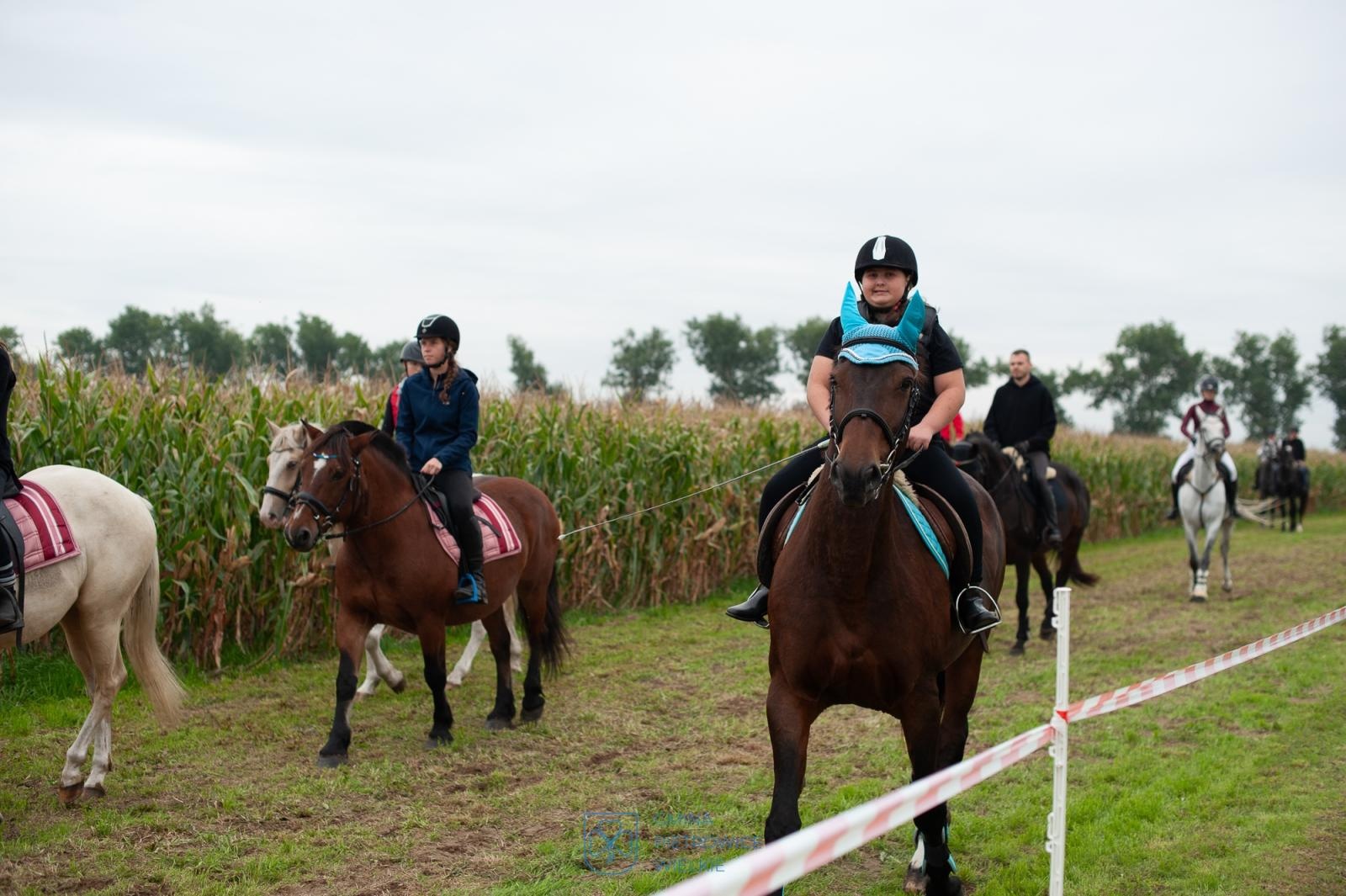 Zdjęcie w galerii na portalu naszraciborz.pl: Hubertus w Żerdzinach – relacja na bis z wydarzenia jeździeckiego i nowej atrakcji dla miłośników tradycji wiadomości z regionu