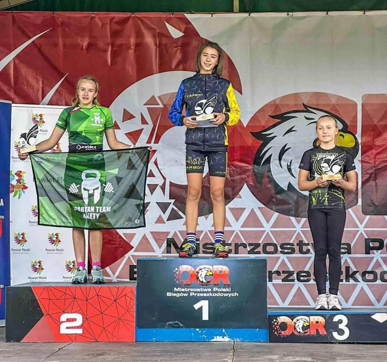 Zdjęcie w galerii na portalu naszraciborz.pl: Julia Cieślak z Jankowic najmłodszą medalistką Mistrzostw Polski OCR wiadomości z regionu