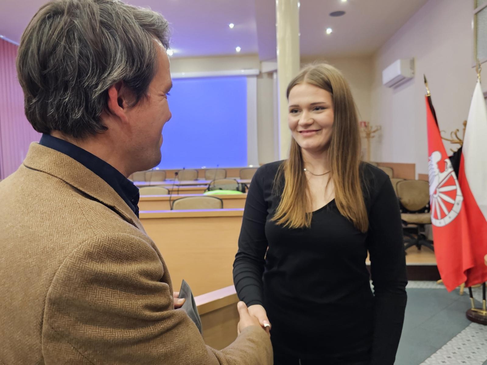 Zdjęcie w galerii na portalu naszraciborz.pl: Ostatnia sesja Młodzieżowej Rady Miasta Racibórz w kadencji 2023–2025 wiadomości z regionu