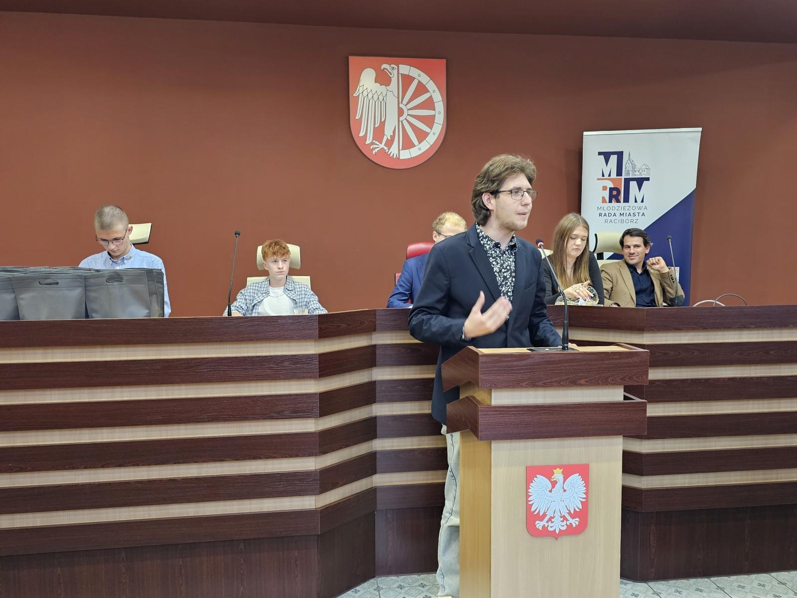Zdjęcie w galerii na portalu naszraciborz.pl: Ostatnia sesja Młodzieżowej Rady Miasta Racibórz w kadencji 2023–2025 wiadomości z regionu