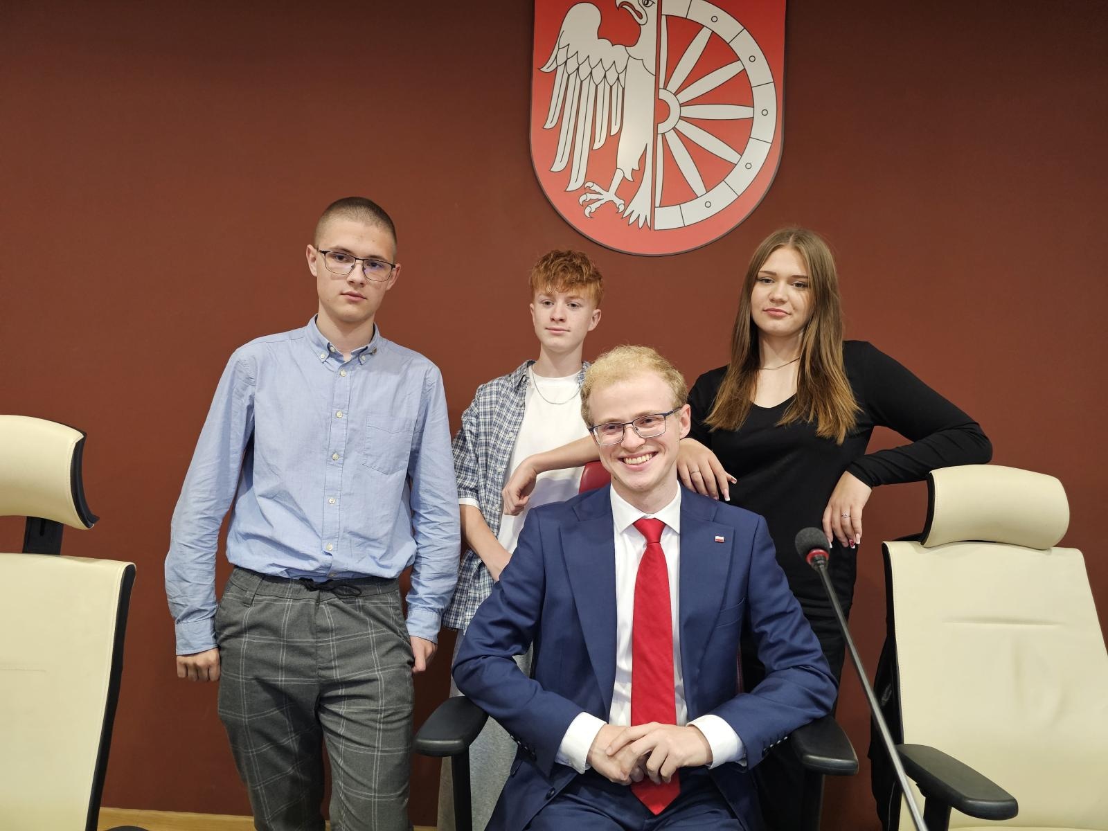 Zdjęcie w galerii na portalu naszraciborz.pl: Ostatnia sesja Młodzieżowej Rady Miasta Racibórz w kadencji 2023–2025 wiadomości z regionu