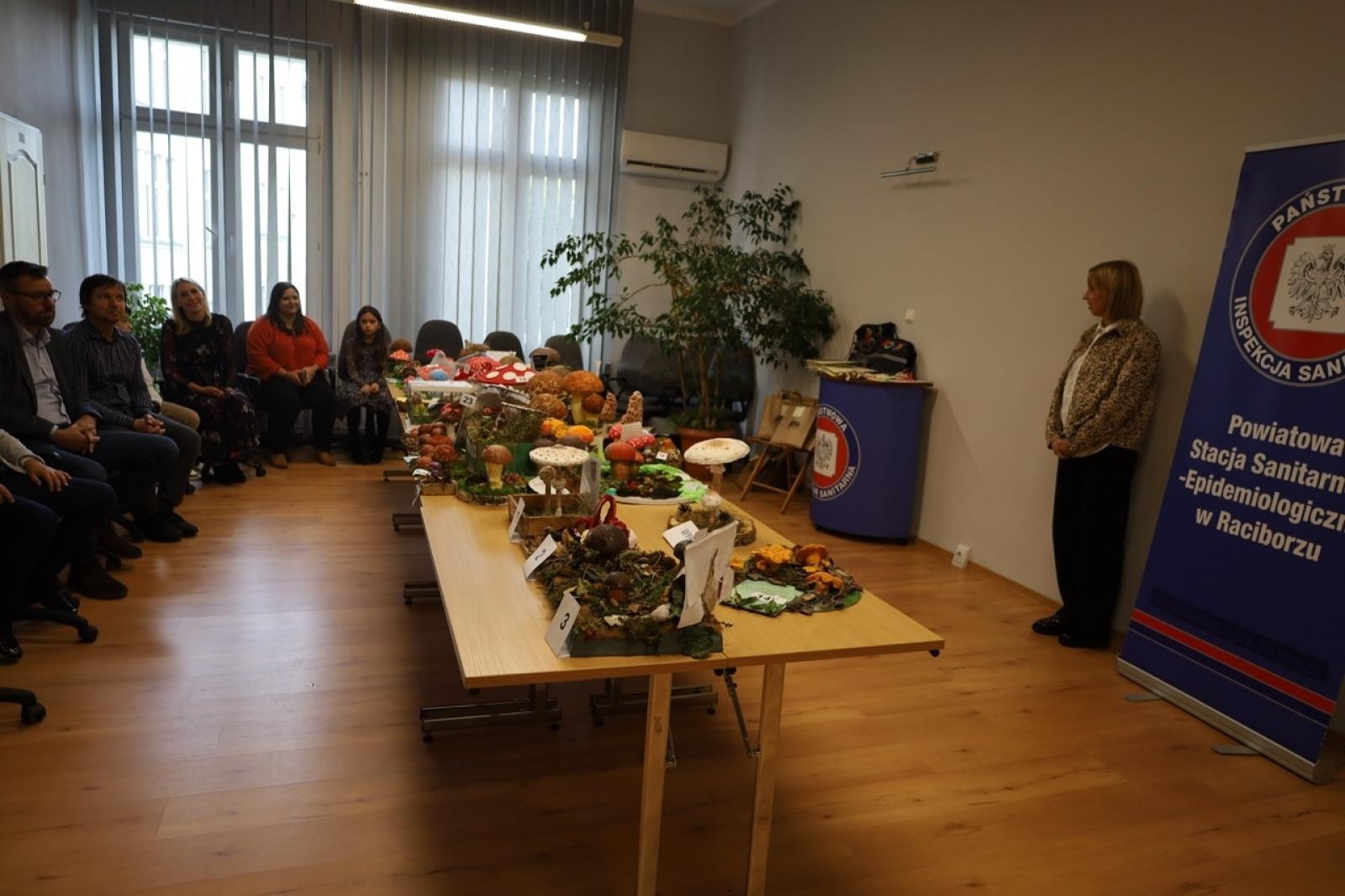 Zdjęcie w galerii na portalu naszraciborz.pl: Rozstrzygnięcie konkursu Bezpieczne Grzybobranie 2025 wiadomości z regionu