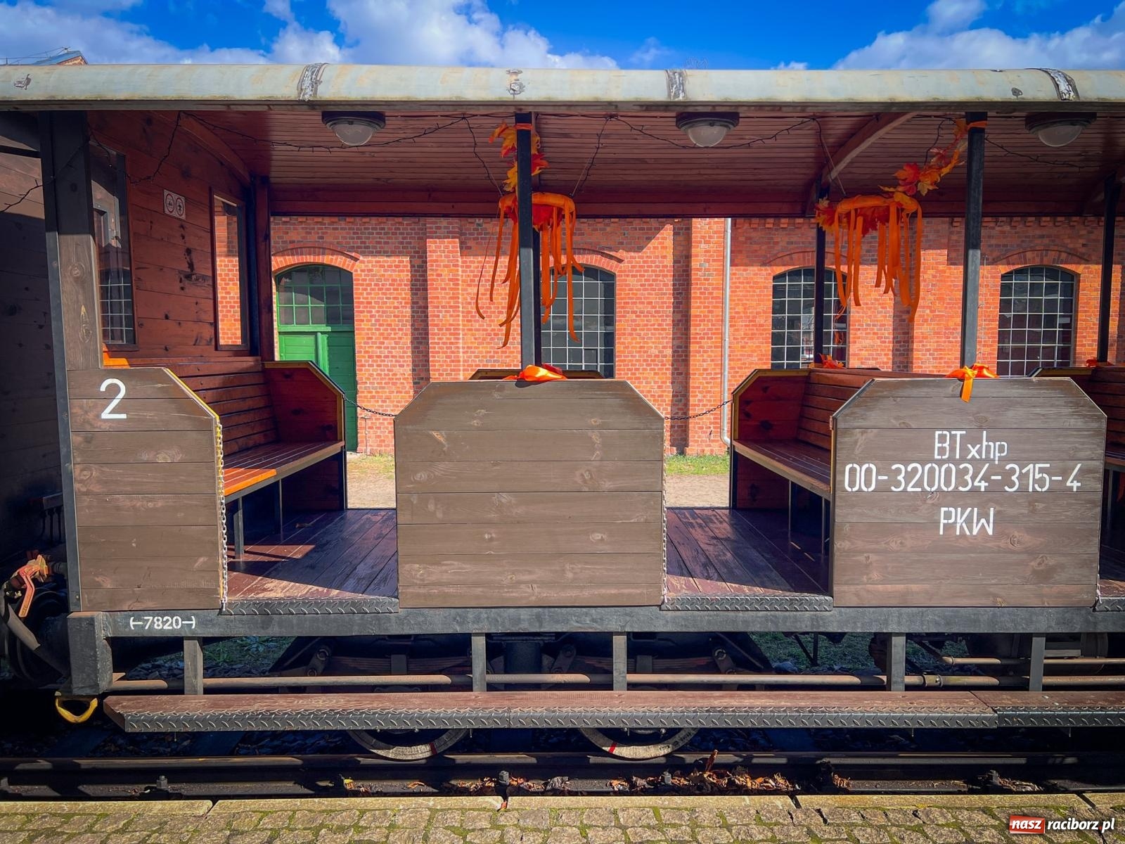 Zdjęcie w galerii na portalu naszraciborz.pl: Dyniowa Stacja Rudy – jesienna atrakcja dla całej rodziny wiadomości z regionu