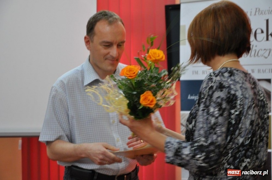Zdjęcie w galerii na portalu naszraciborz.pl: Zabrakło nocy w bibliotece dla dorosłych wiadomości z regionu