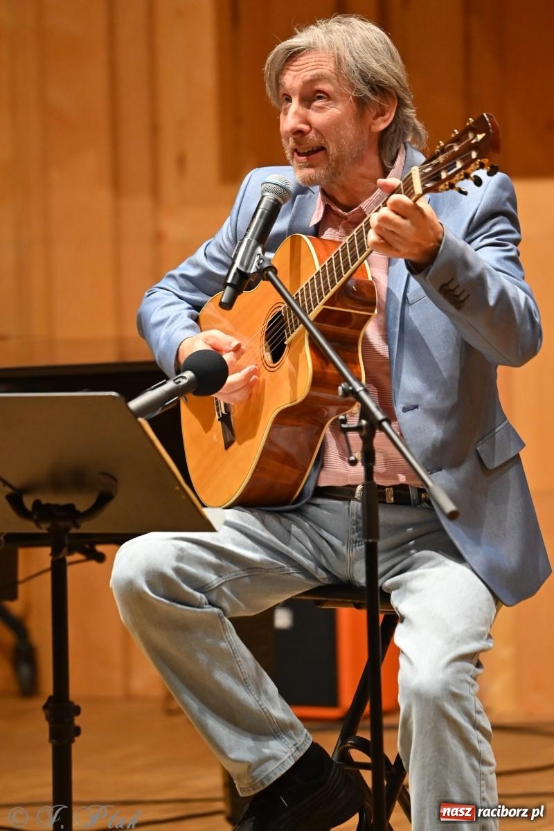 Zdjęcie w galerii na portalu naszraciborz.pl: Polacy w Brazylii – koncert pieśni chrześcijańskich w Raciborzu [FOTO i WIDEO] wiadomości z regionu