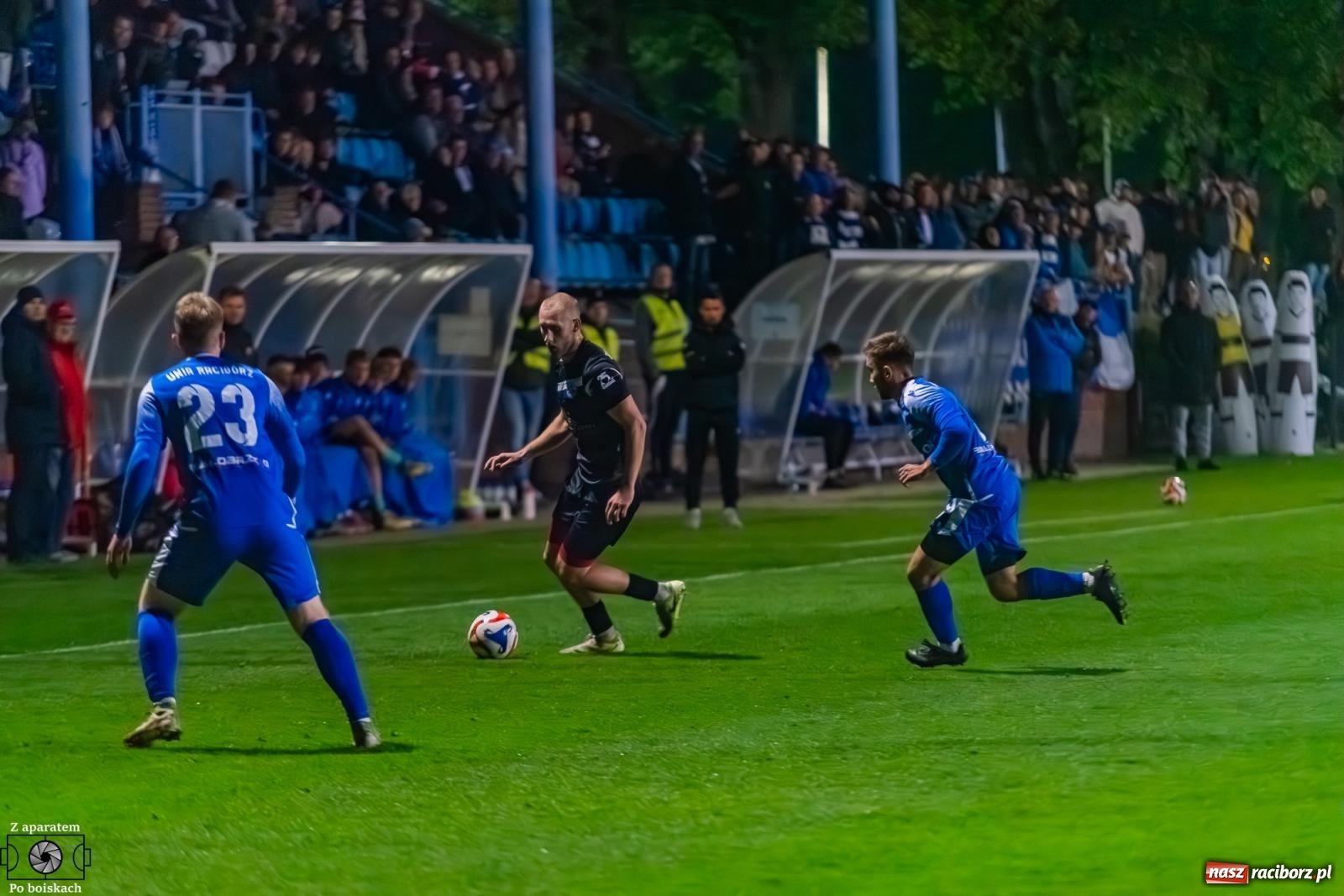 Zdjęcie w galerii na portalu naszraciborz.pl: Unici Radlin pokonali i w tabeli awansowali [FOTO] wiadomości z regionu