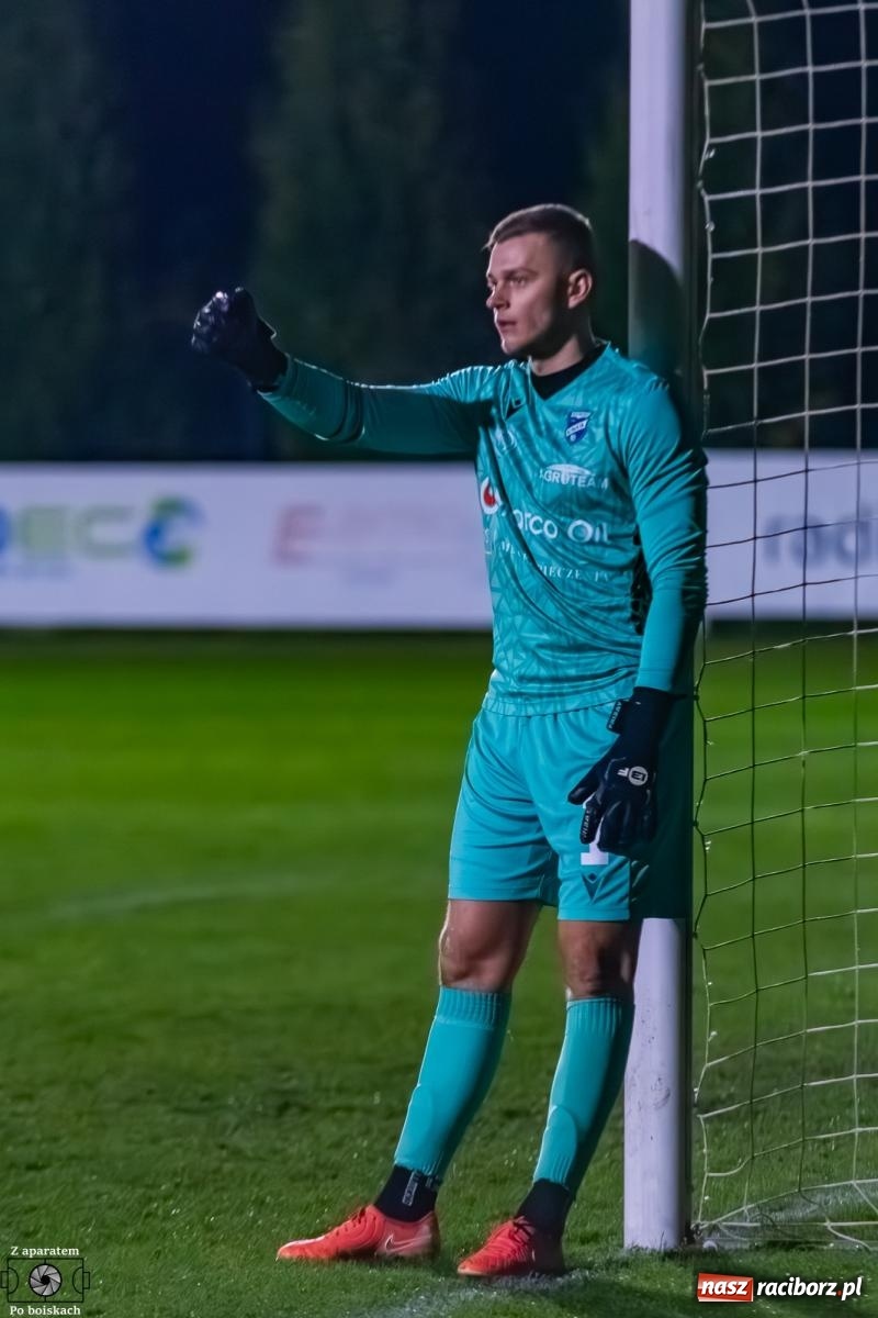 Zdjęcie w galerii na portalu naszraciborz.pl: Unici Radlin pokonali i w tabeli awansowali [FOTO] wiadomości z regionu