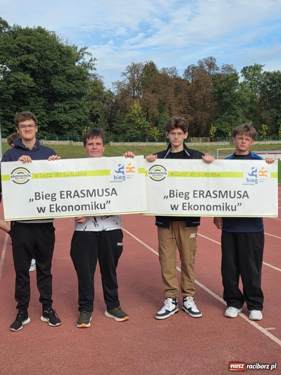 Zdjęcie w galerii na portalu naszraciborz.pl: Ekonomik nie zwalnia tempa – ponad 600 km w Biegu Erasmusa wiadomości z regionu
