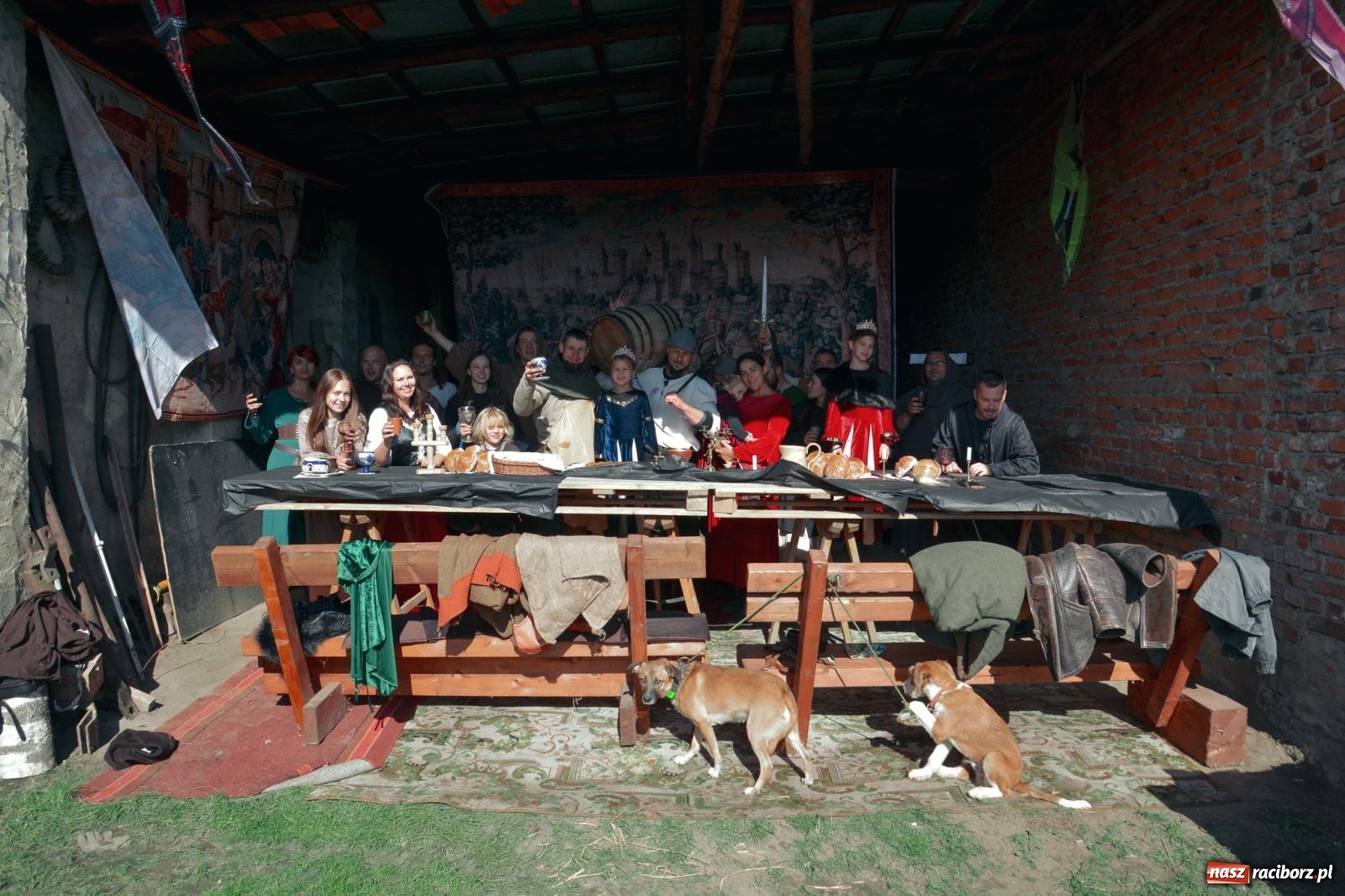 Zdjęcie w galerii na portalu naszraciborz.pl: Niebiosa okazały się łaskawe. Słoneczne winobranie w Trolikówce w Krowiarkach [FOTO i WIDEO] wiadomości z regionu