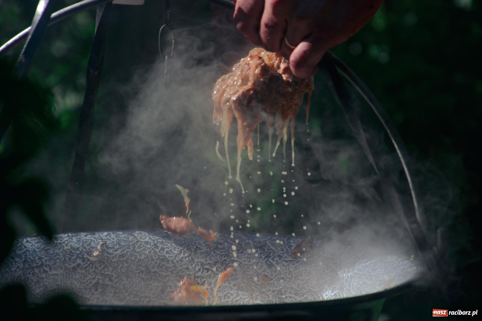 Zdjęcie w galerii na portalu naszraciborz.pl: Niebiosa okazały się łaskawe. Słoneczne winobranie w Trolikówce w Krowiarkach [FOTO i WIDEO] wiadomości z regionu