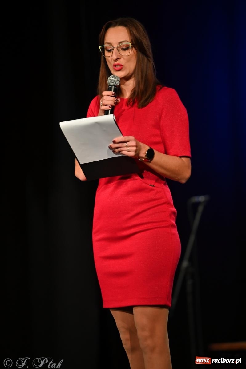 Zdjęcie w galerii na portalu naszraciborz.pl: Trojok w Strzesze – śląska pieśń i taniec znów połączyły pokolenia wiadomości z regionu