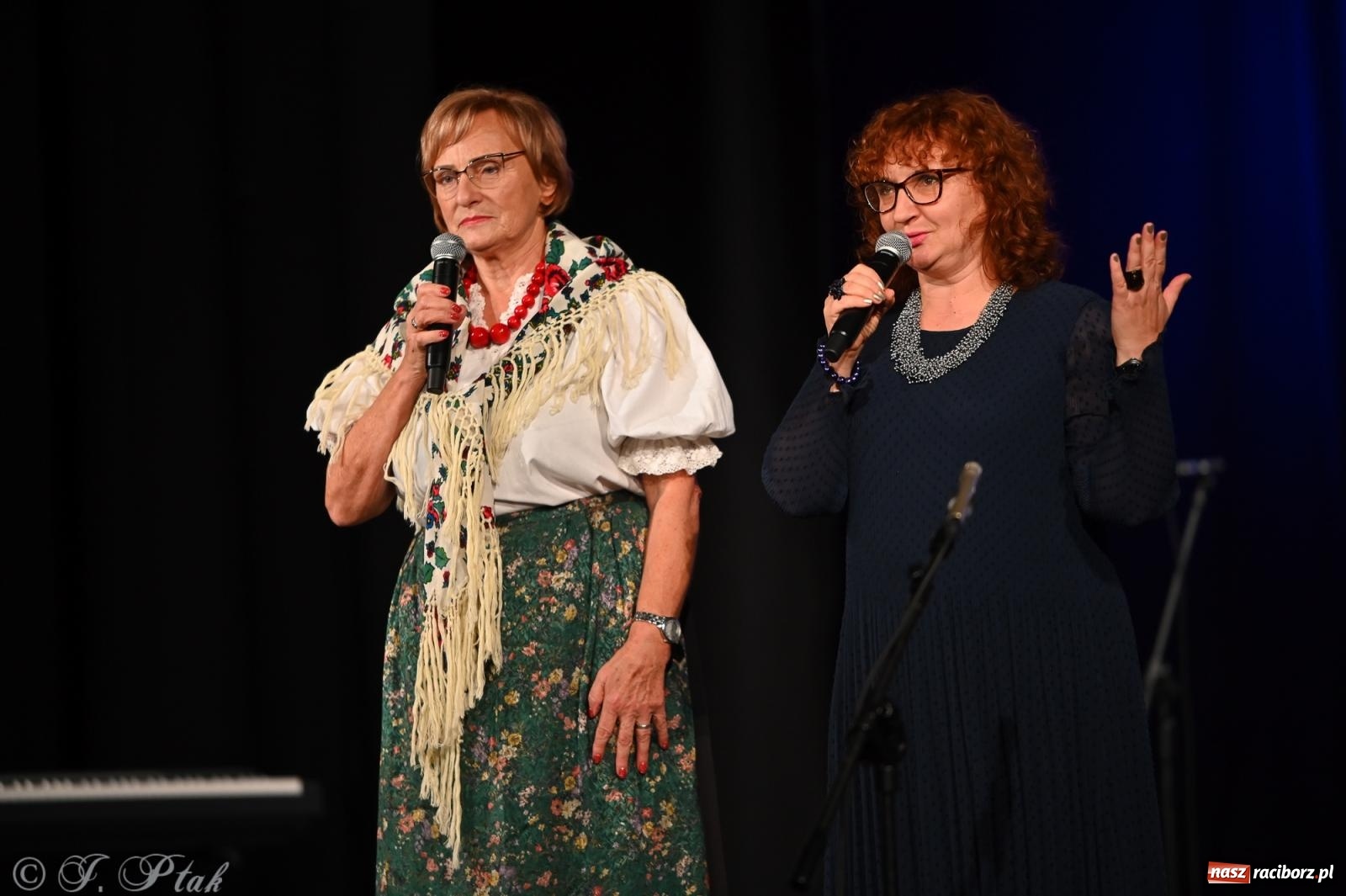 Zdjęcie w galerii na portalu naszraciborz.pl: Trojok w Strzesze – śląska pieśń i taniec znów połączyły pokolenia wiadomości z regionu