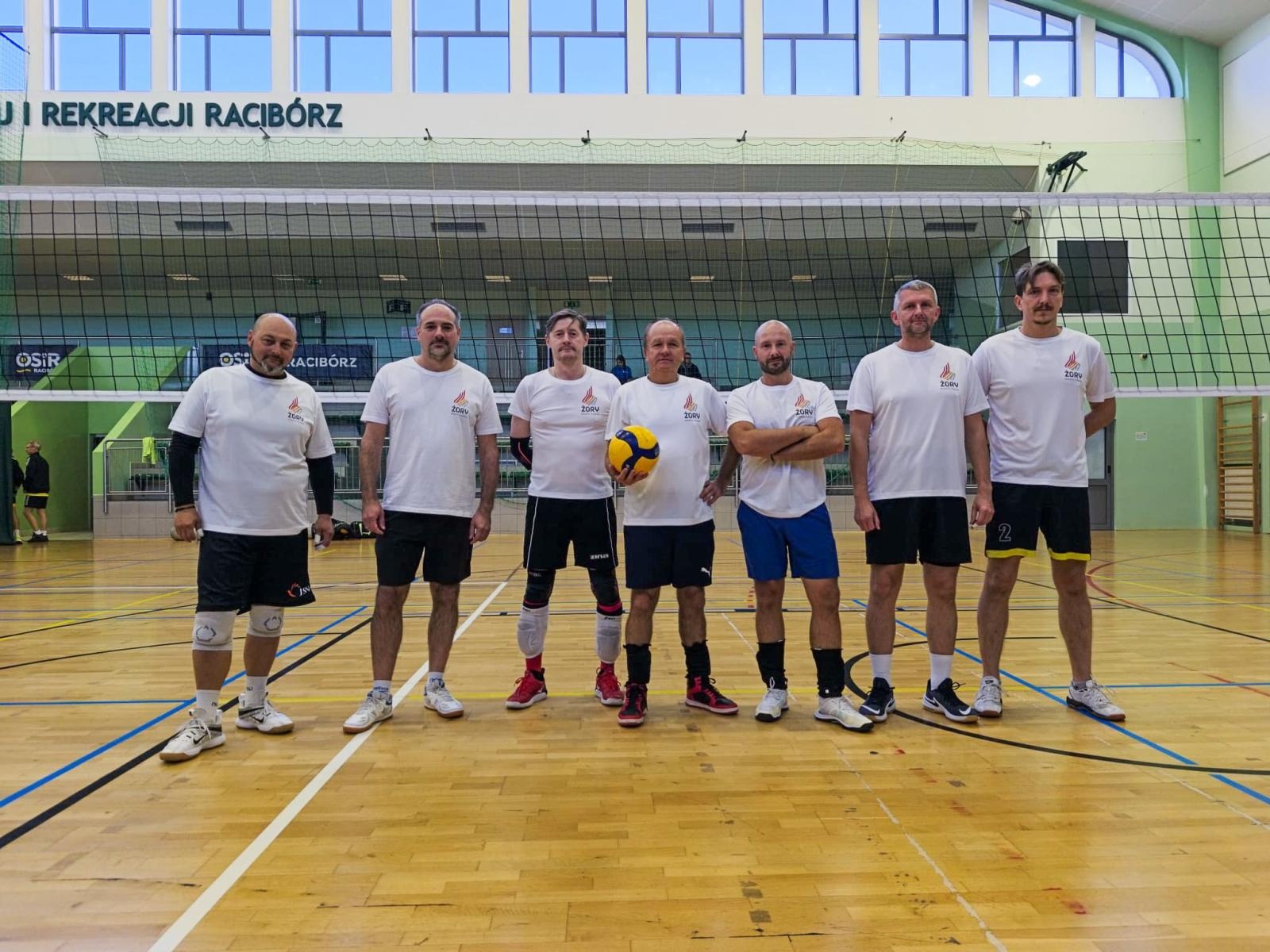 Zdjęcie w galerii na portalu naszraciborz.pl: VI Turniej Siatkówki Samorządowców Subregionu Zachodniego. Racibórz najlepszy na własnym parkiecie wiadomości z regionu