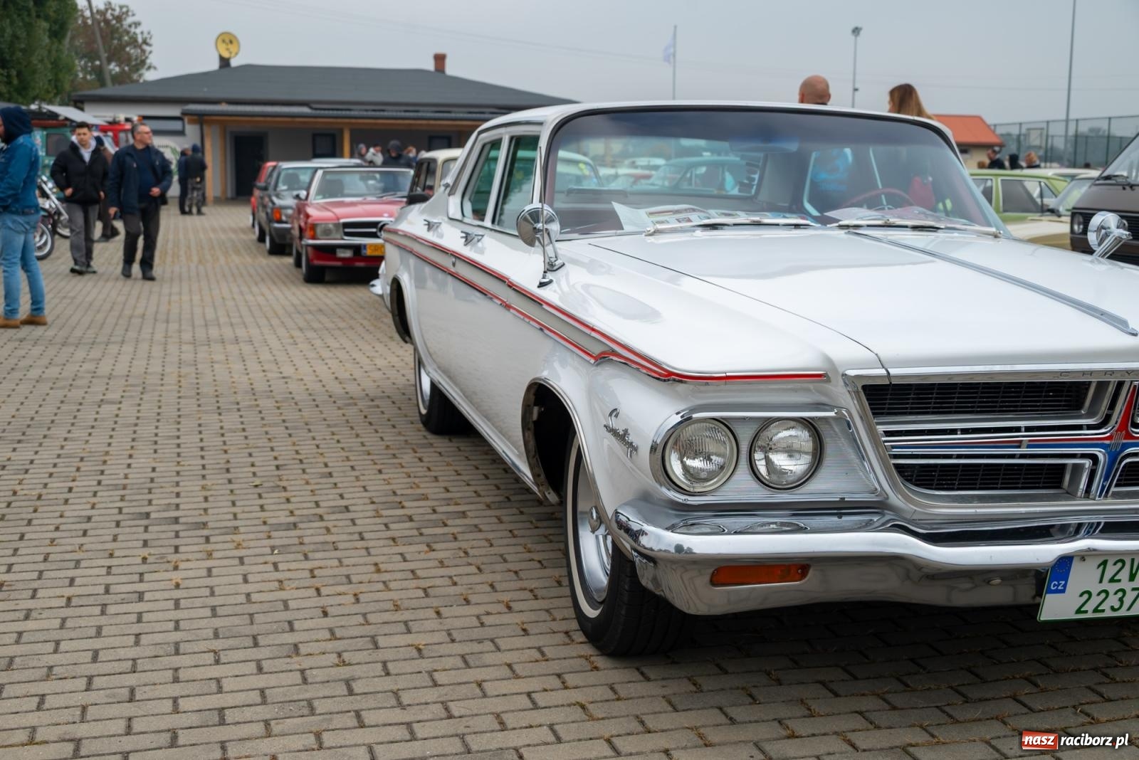 Zdjęcie w galerii na portalu naszraciborz.pl: Jesienny zlot pojazdów zabytkowych w Zabełkowie na zamknięcie sezonu motorowego wiadomości z regionu