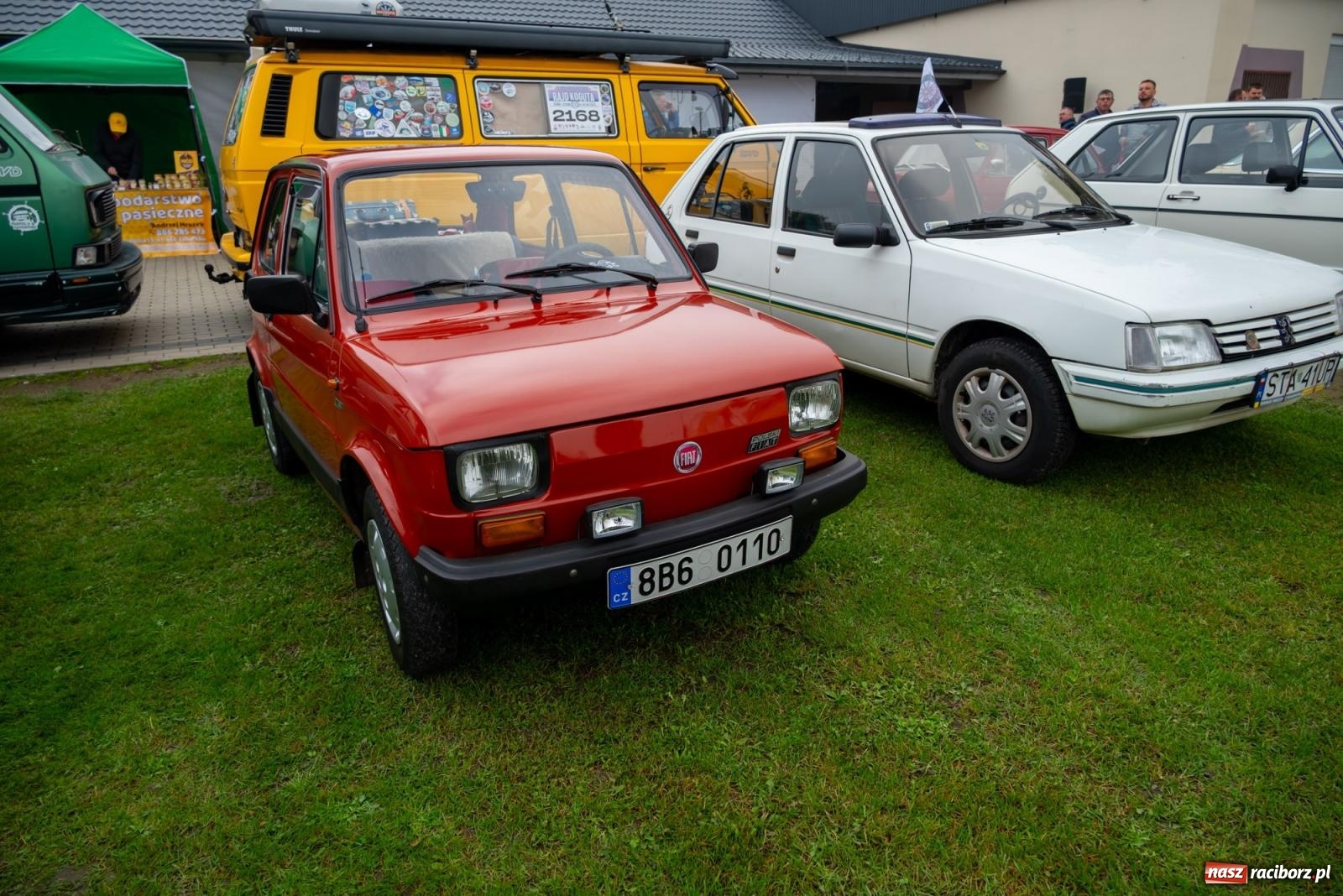 Zdjęcie w galerii na portalu naszraciborz.pl: Jesienny zlot pojazdów zabytkowych w Zabełkowie na zamknięcie sezonu motorowego wiadomości z regionu