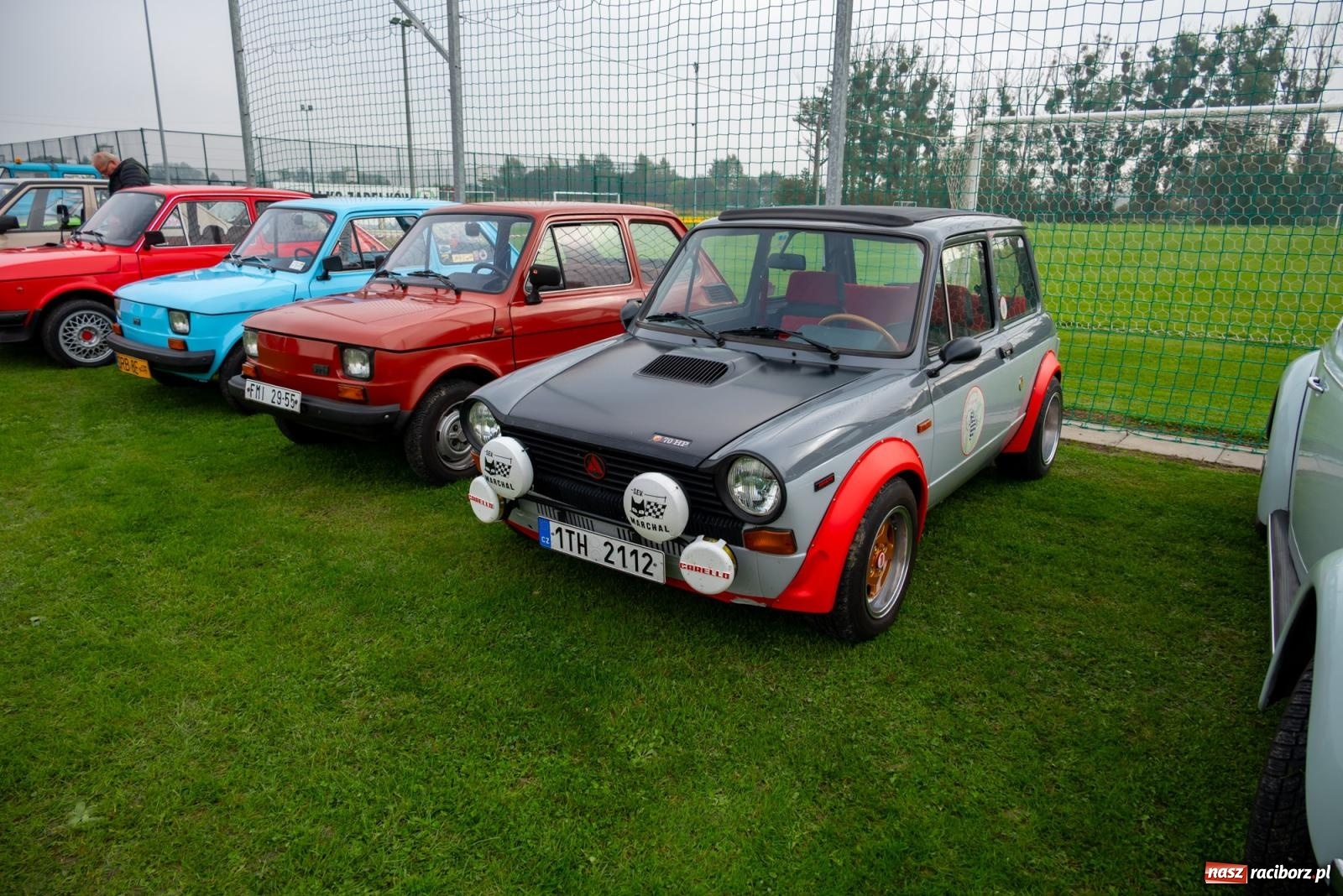 Zdjęcie w galerii na portalu naszraciborz.pl: Jesienny zlot pojazdów zabytkowych w Zabełkowie na zamknięcie sezonu motorowego wiadomości z regionu