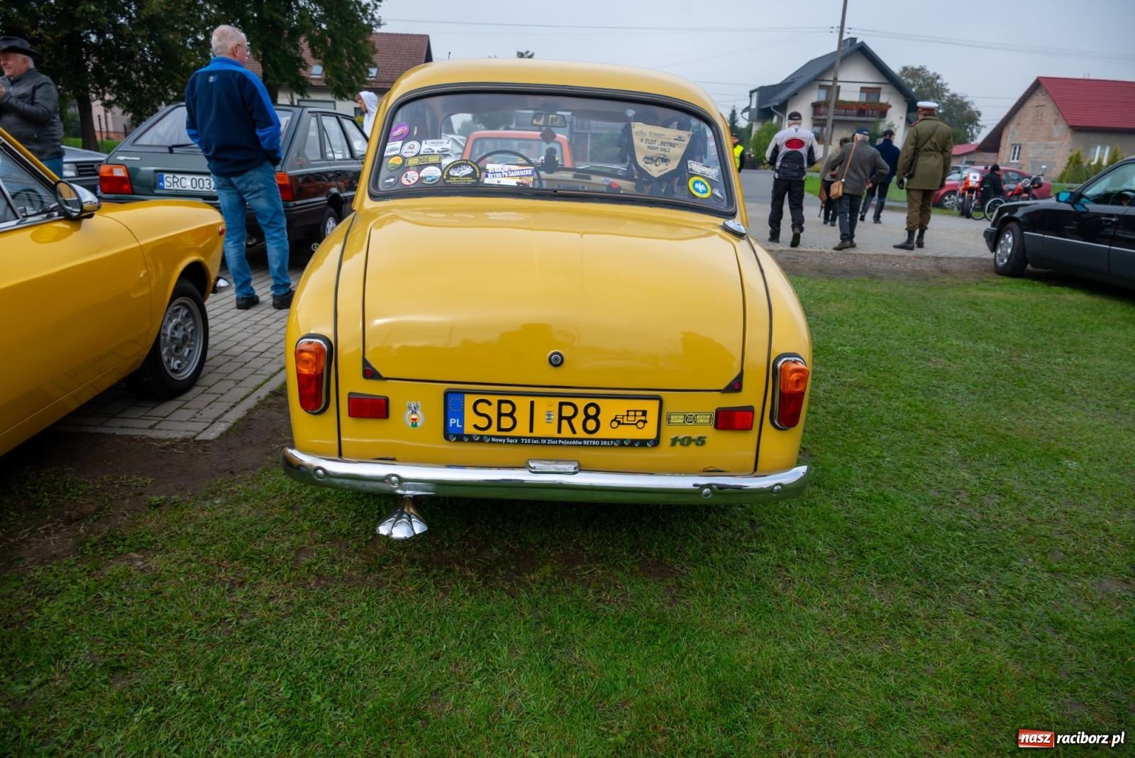Zdjęcie w galerii na portalu naszraciborz.pl: Jesienny zlot pojazdów zabytkowych w Zabełkowie na zamknięcie sezonu motorowego wiadomości z regionu