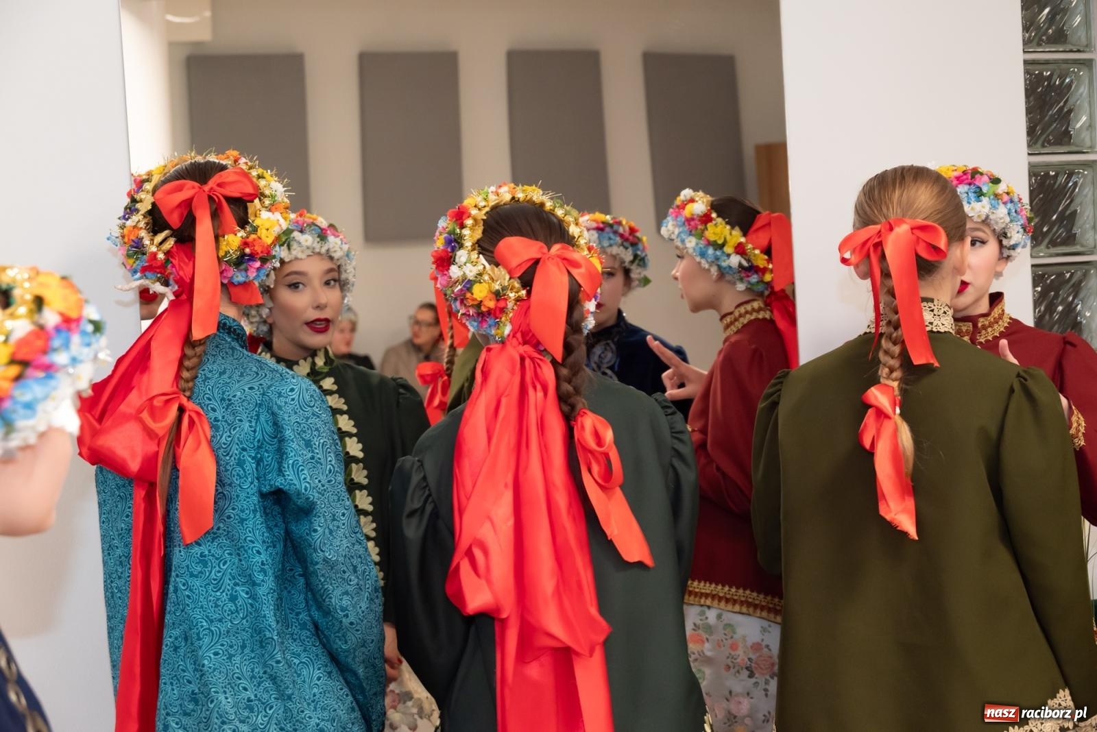 Zdjęcie w galerii na portalu naszraciborz.pl: Śląski strój w nowoczesnym wydaniu. Zakończenie projektu Szykownie ci w mazelonce w Tworkowie wiadomości z regionu