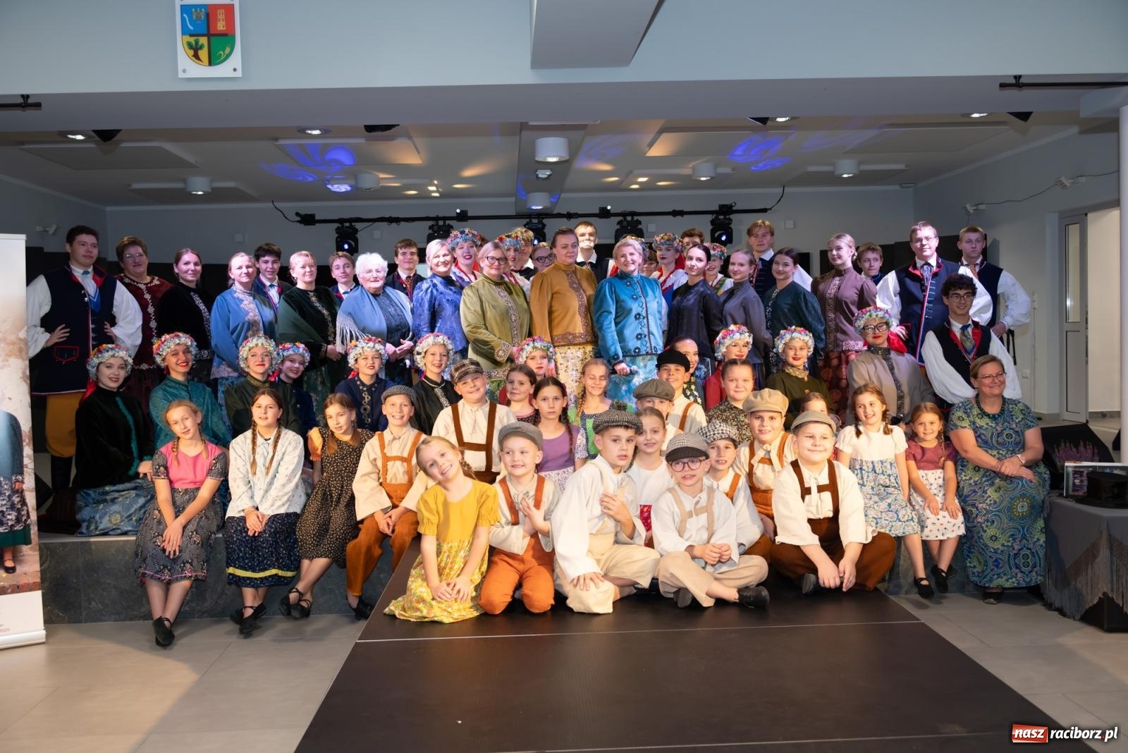 Zdjęcie w galerii na portalu naszraciborz.pl: Śląski strój w nowoczesnym wydaniu. Zakończenie projektu Szykownie ci w mazelonce w Tworkowie wiadomości z regionu