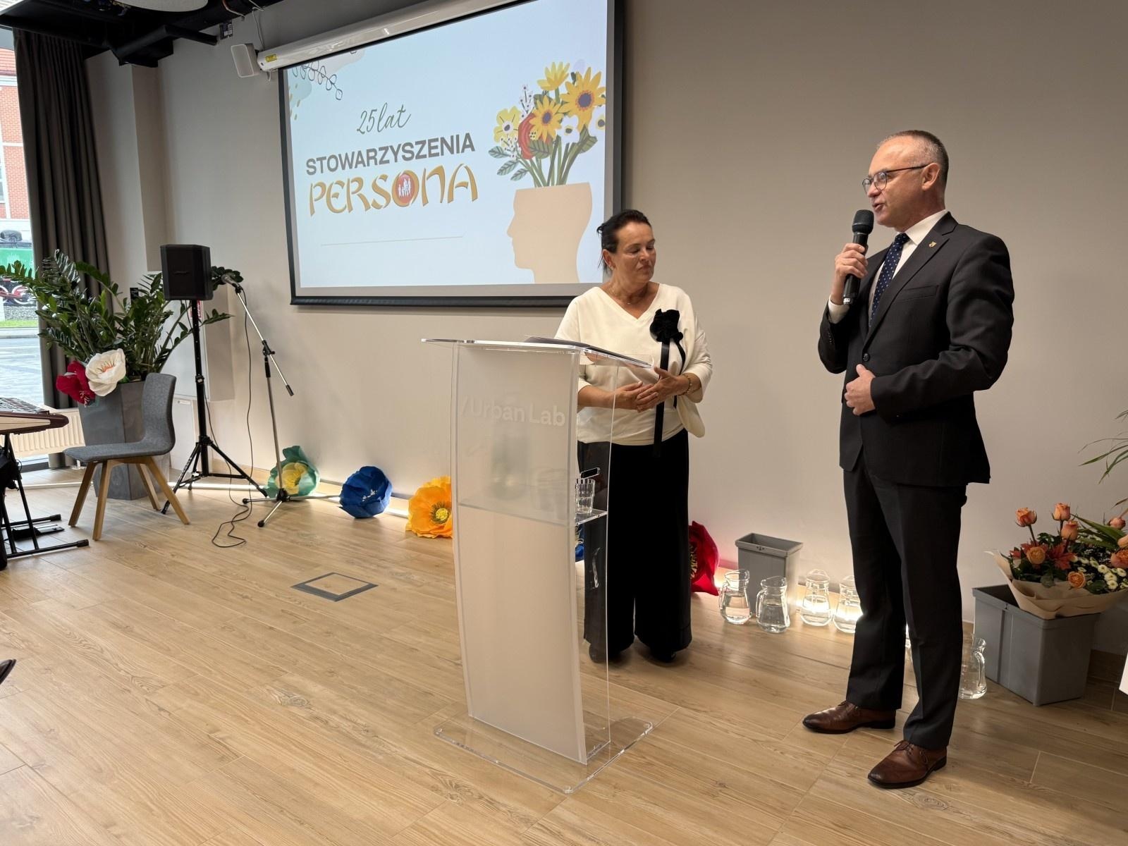 Zdjęcie w galerii na portalu naszraciborz.pl: 25 lat Stowarzyszenia Persona. Ćwierć wieku działań na rzecz zdrowia psychicznego i społecznej wrażliwości [FOTO i WIDEO] wiadomości z regionu