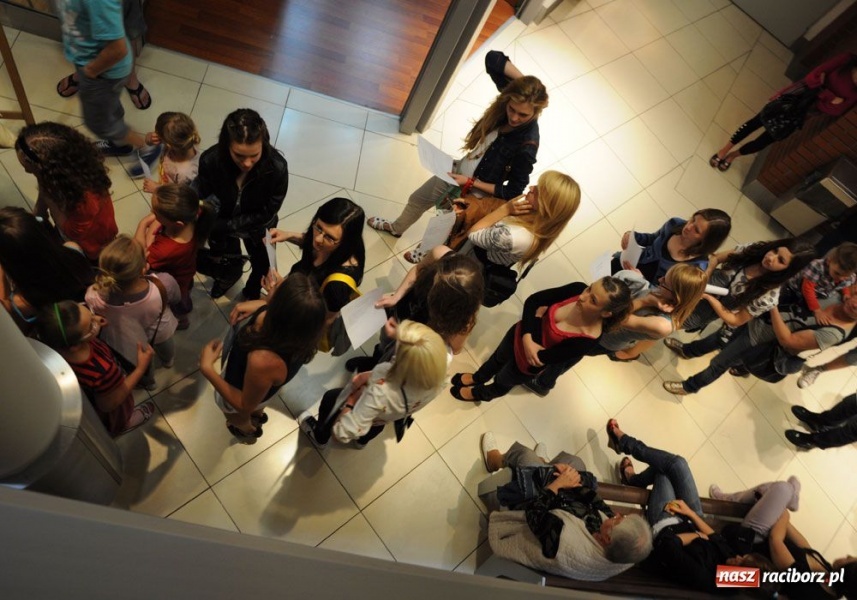Zdjęcie w galerii na portalu naszraciborz.pl: W Młyńskiej odbył się casting wiadomości z regionu
