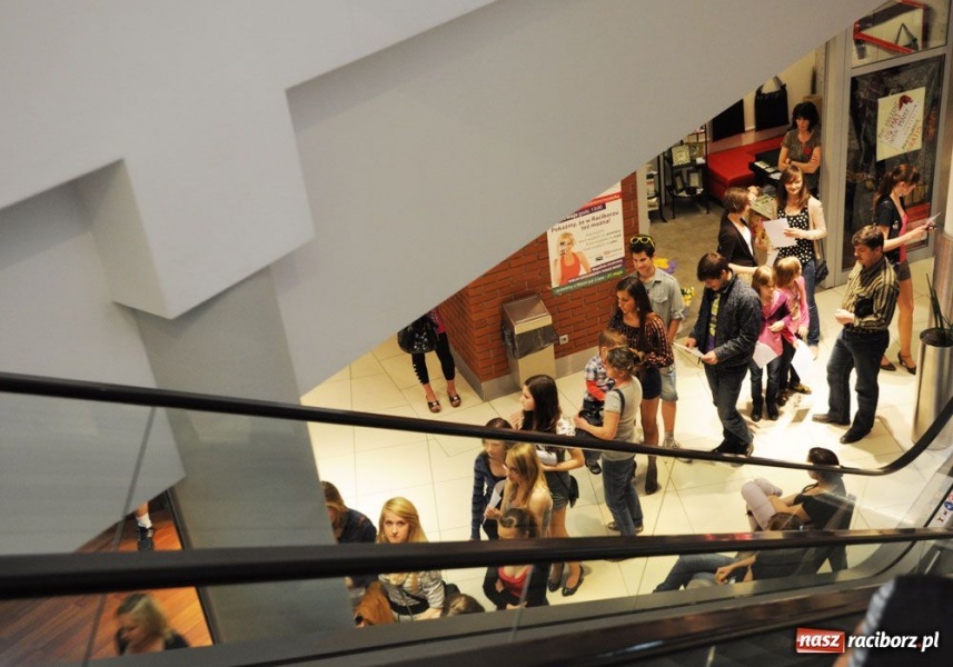 Zdjęcie w galerii na portalu naszraciborz.pl: W Młyńskiej odbył się casting wiadomości z regionu