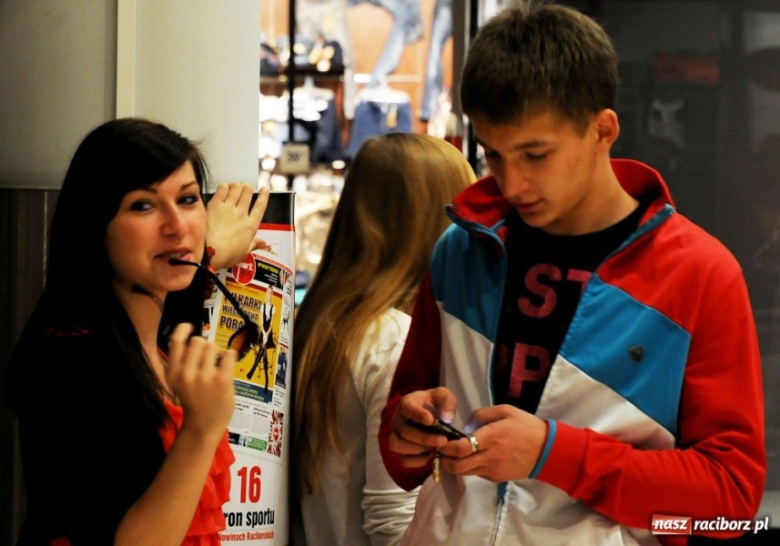 Zdjęcie w galerii na portalu naszraciborz.pl: W Młyńskiej odbył się casting wiadomości z regionu