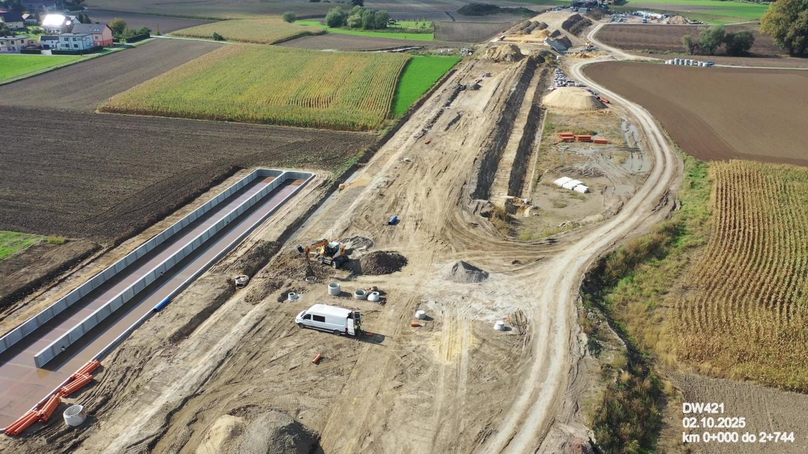 Zdjęcie w galerii na portalu naszraciborz.pl: Tak powstaje nowy most na Odrze pod Raciborzem - wrześniowy raport z prac [FOTO] wiadomości z regionu