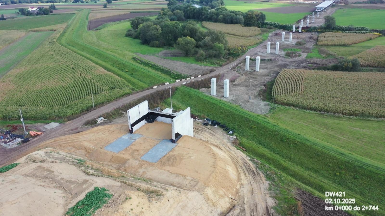 Zdjęcie w galerii na portalu naszraciborz.pl: Tak powstaje nowy most na Odrze pod Raciborzem - wrześniowy raport z prac [FOTO] wiadomości z regionu