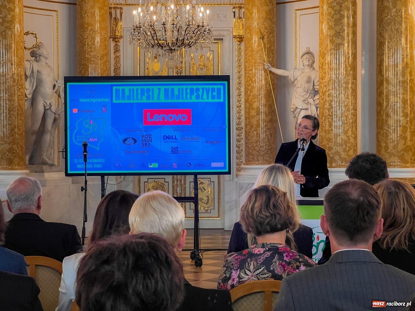 Zdjęcie w galerii na portalu naszraciborz.pl: Raciborzanka w gronie finalistów konkursu Nauczyciel Roku 2025. Gala w Zamku Królewskim w Warszawie wiadomości z regionu