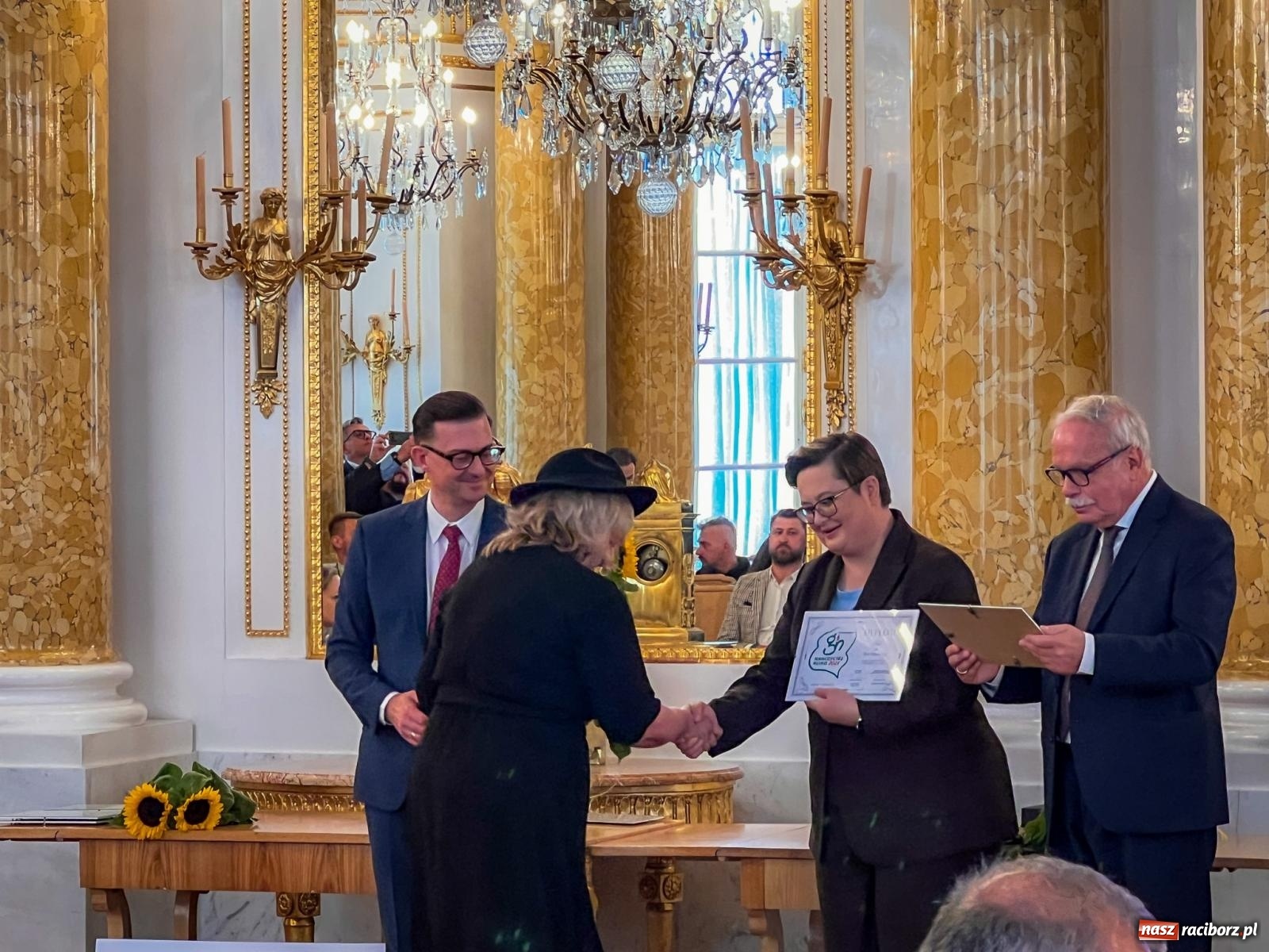 Zdjęcie w galerii na portalu naszraciborz.pl: Raciborzanka w gronie finalistów konkursu Nauczyciel Roku 2025. Gala w Zamku Królewskim w Warszawie wiadomości z regionu