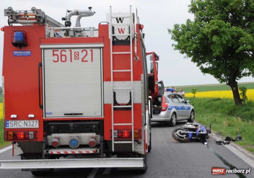 Zdjęcie w galerii na portalu naszraciborz.pl: Tworków w żałobie. Policja bada przyczyny wiadomości z regionu