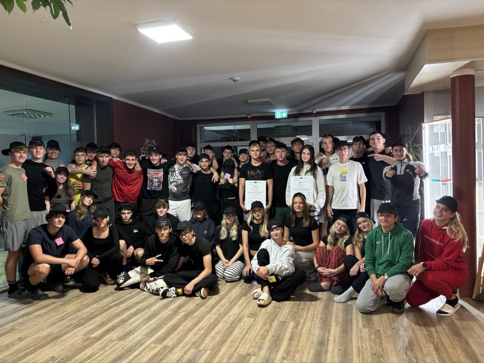 Zdjęcie w galerii na portalu naszraciborz.pl: Ekonomik na szlaku. Przygoda w Beskidzie Śląskim wiadomości z regionu