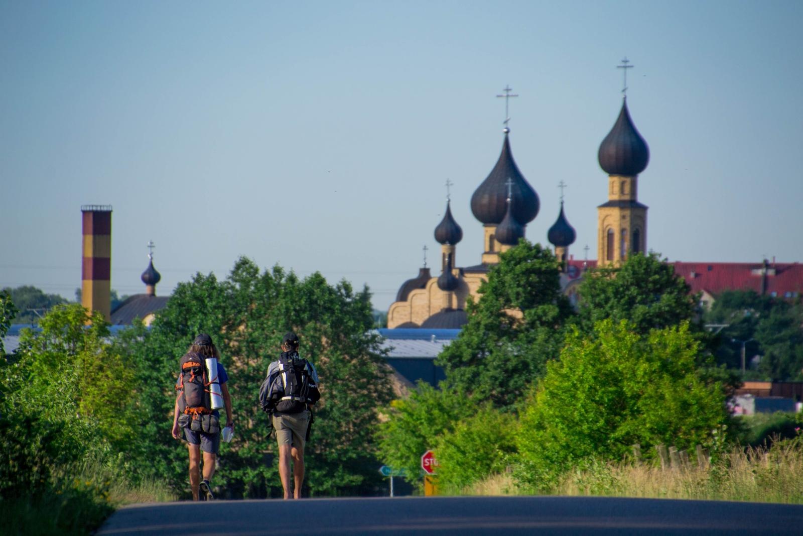 Zdjęcie w galerii na portalu naszraciborz.pl: Pieszo wzdłuż granic kraju - biblioteka zaprasza na spotkanie w ramach NOCY BIBLIOTEK wiadomości z regionu