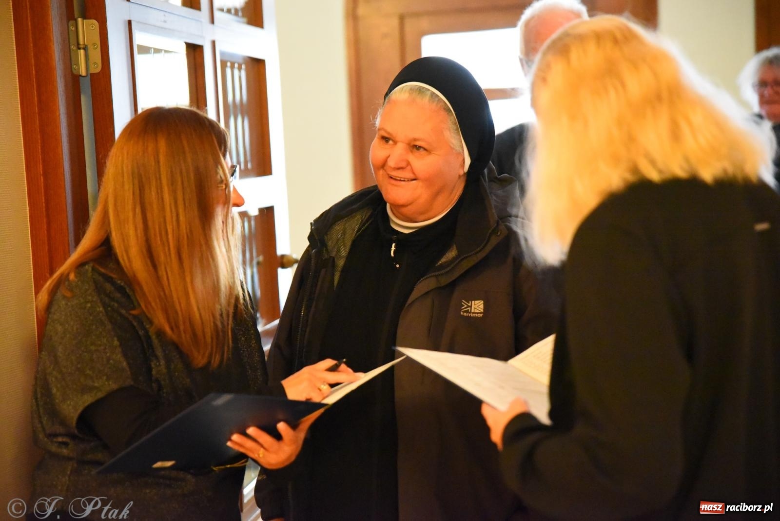 Zdjęcie w galerii na portalu naszraciborz.pl: Edukacja – najpotężniejsza broń do zmiany świata. Gaudeamus igitur w raciborskiej Akademii Nauk Stosowanych wiadomości z regionu