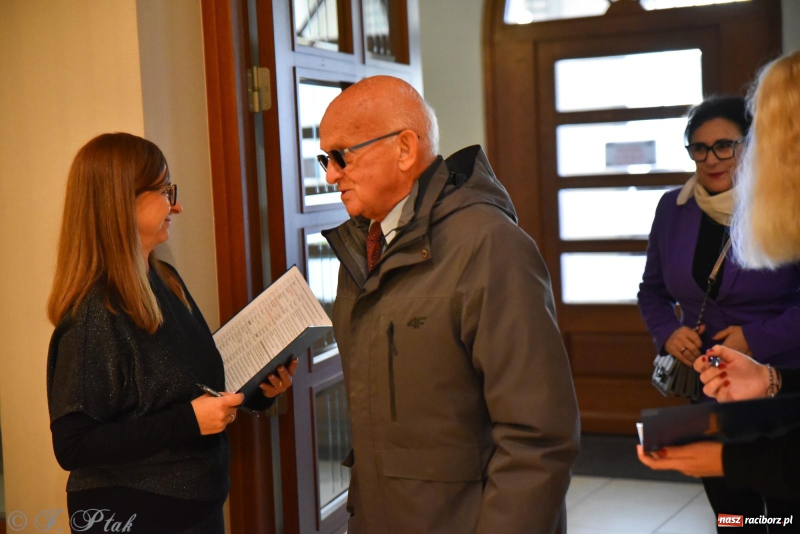 Zdjęcie w galerii na portalu naszraciborz.pl: Edukacja – najpotężniejsza broń do zmiany świata. Gaudeamus igitur w raciborskiej Akademii Nauk Stosowanych wiadomości z regionu