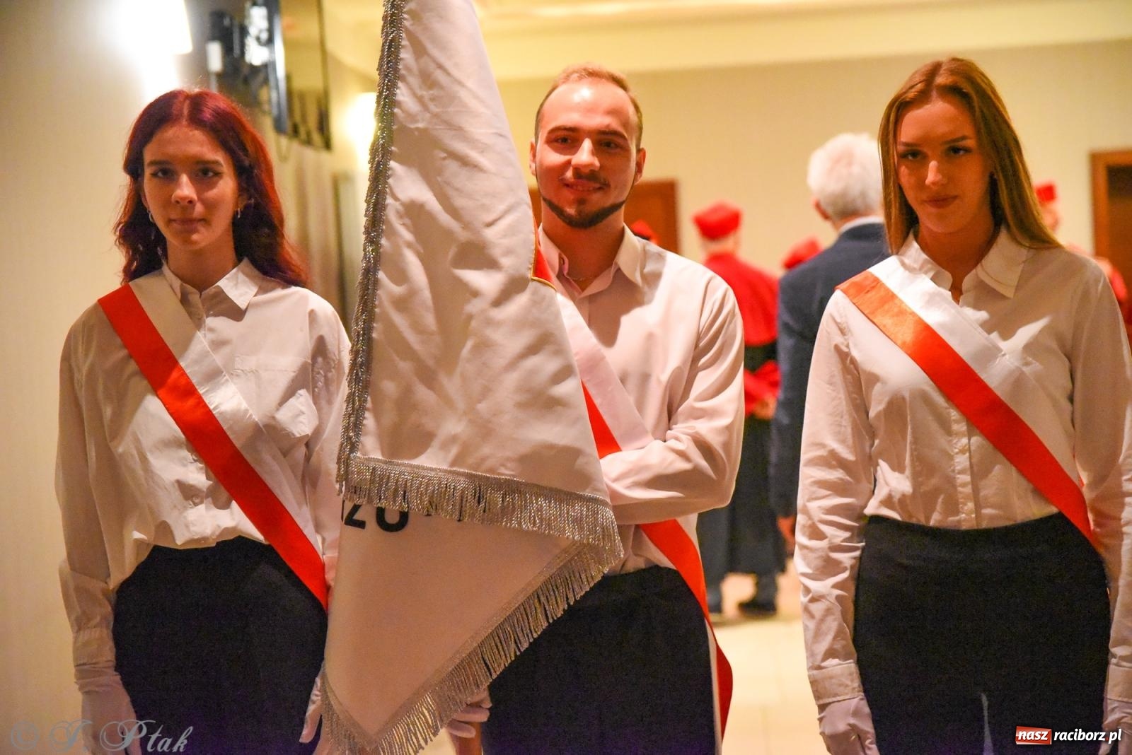 Zdjęcie w galerii na portalu naszraciborz.pl: Edukacja – najpotężniejsza broń do zmiany świata. Gaudeamus igitur w raciborskiej Akademii Nauk Stosowanych wiadomości z regionu