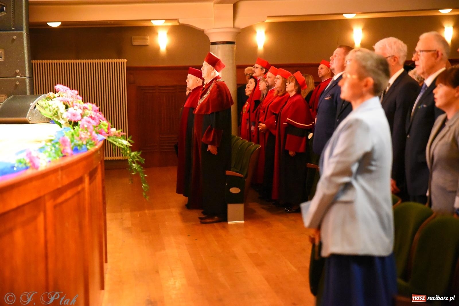 Zdjęcie w galerii na portalu naszraciborz.pl: Edukacja – najpotężniejsza broń do zmiany świata. Gaudeamus igitur w raciborskiej Akademii Nauk Stosowanych wiadomości z regionu