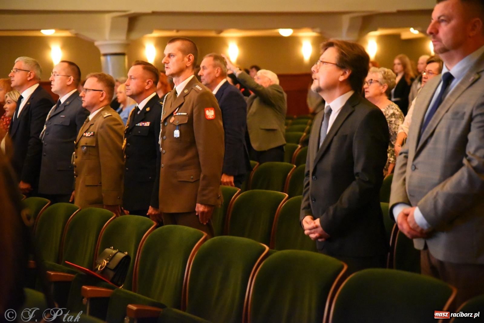 Zdjęcie w galerii na portalu naszraciborz.pl: Edukacja – najpotężniejsza broń do zmiany świata. Gaudeamus igitur w raciborskiej Akademii Nauk Stosowanych wiadomości z regionu