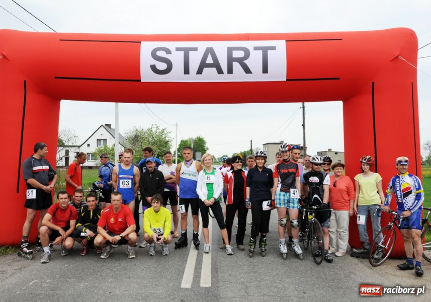 Zdjęcie w galerii na portalu naszraciborz.pl: Trójbój sztafetowy w Ciechowicach wiadomości z regionu