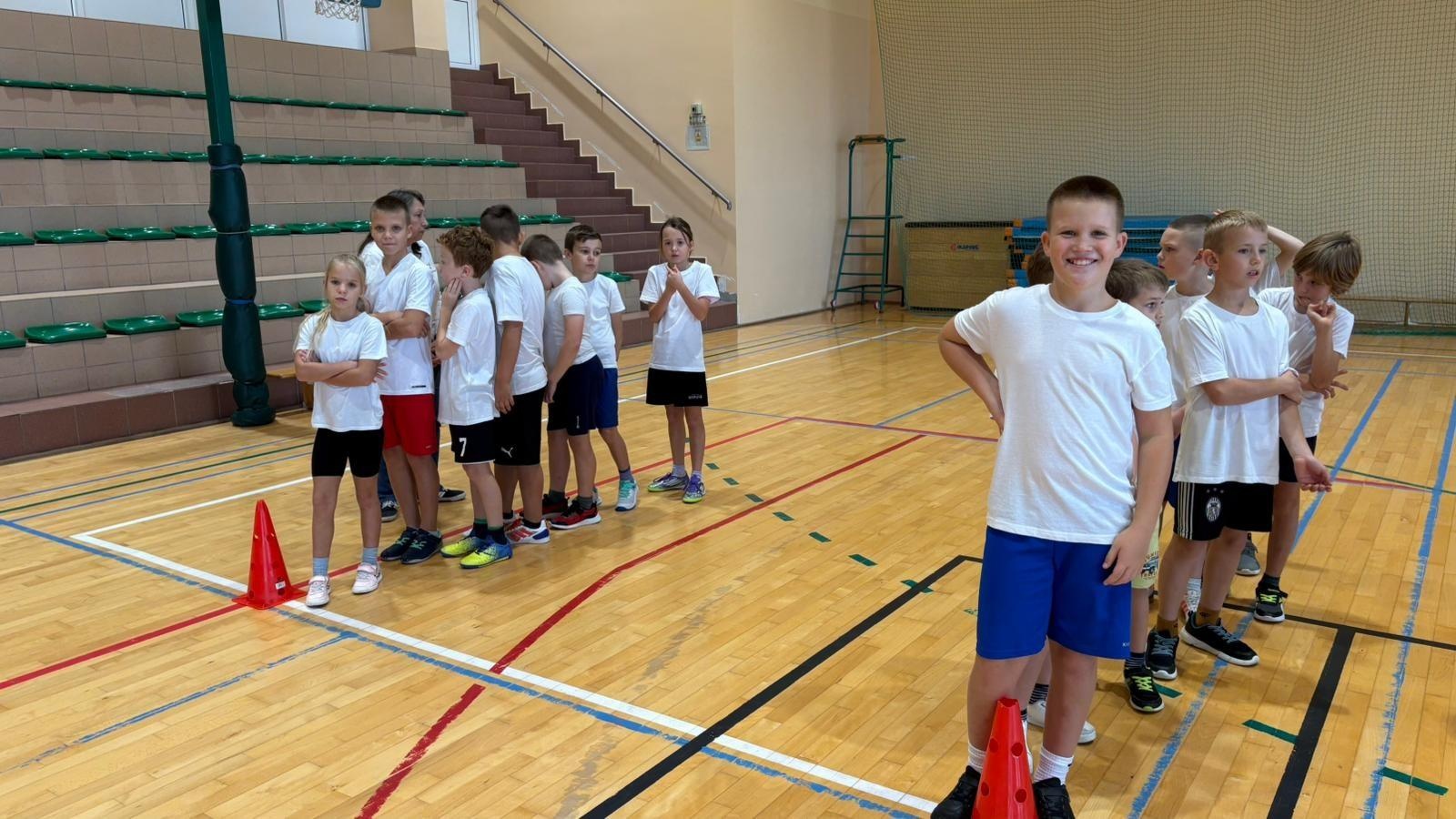 Zdjęcie w galerii na portalu naszraciborz.pl: Sport bez granic – polsko-czeskie spotkanie młodych sportowców w Rudniku wiadomości z regionu