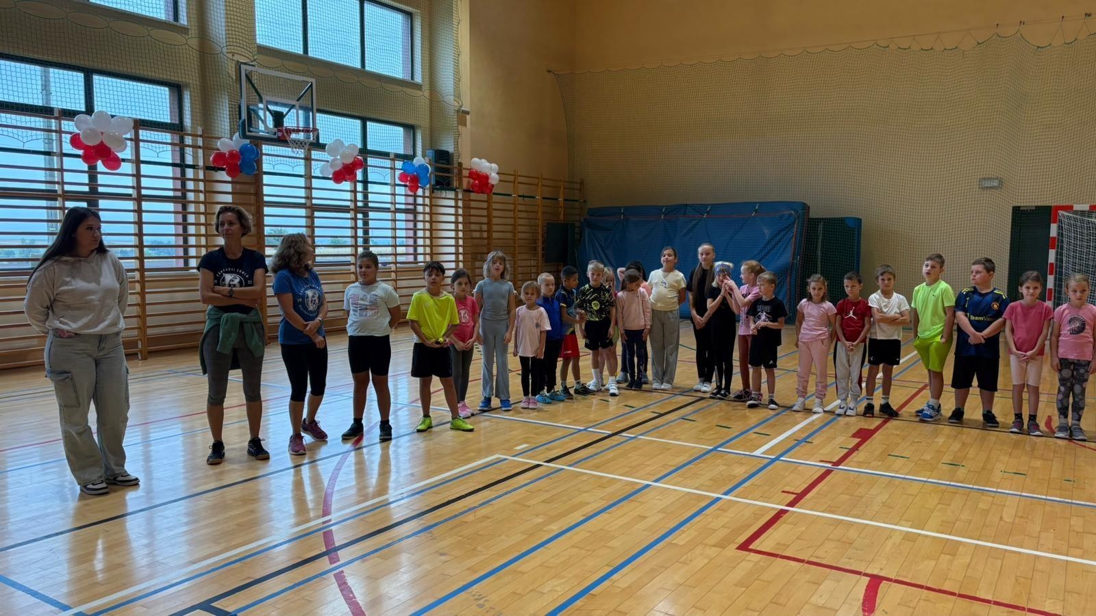 Zdjęcie w galerii na portalu naszraciborz.pl: Sport bez granic – polsko-czeskie spotkanie młodych sportowców w Rudniku wiadomości z regionu