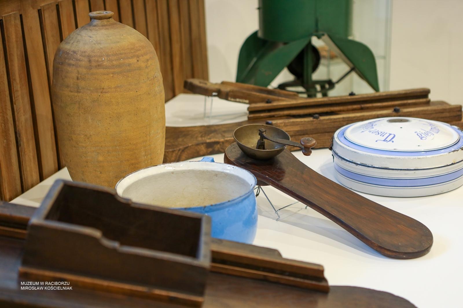 Zdjęcie w galerii na portalu naszraciborz.pl: Tradycje kulinarne ziemi raciborskiej i hulczyńskiej - nowa wystawa w Muzeum już otwarta wiadomości z regionu