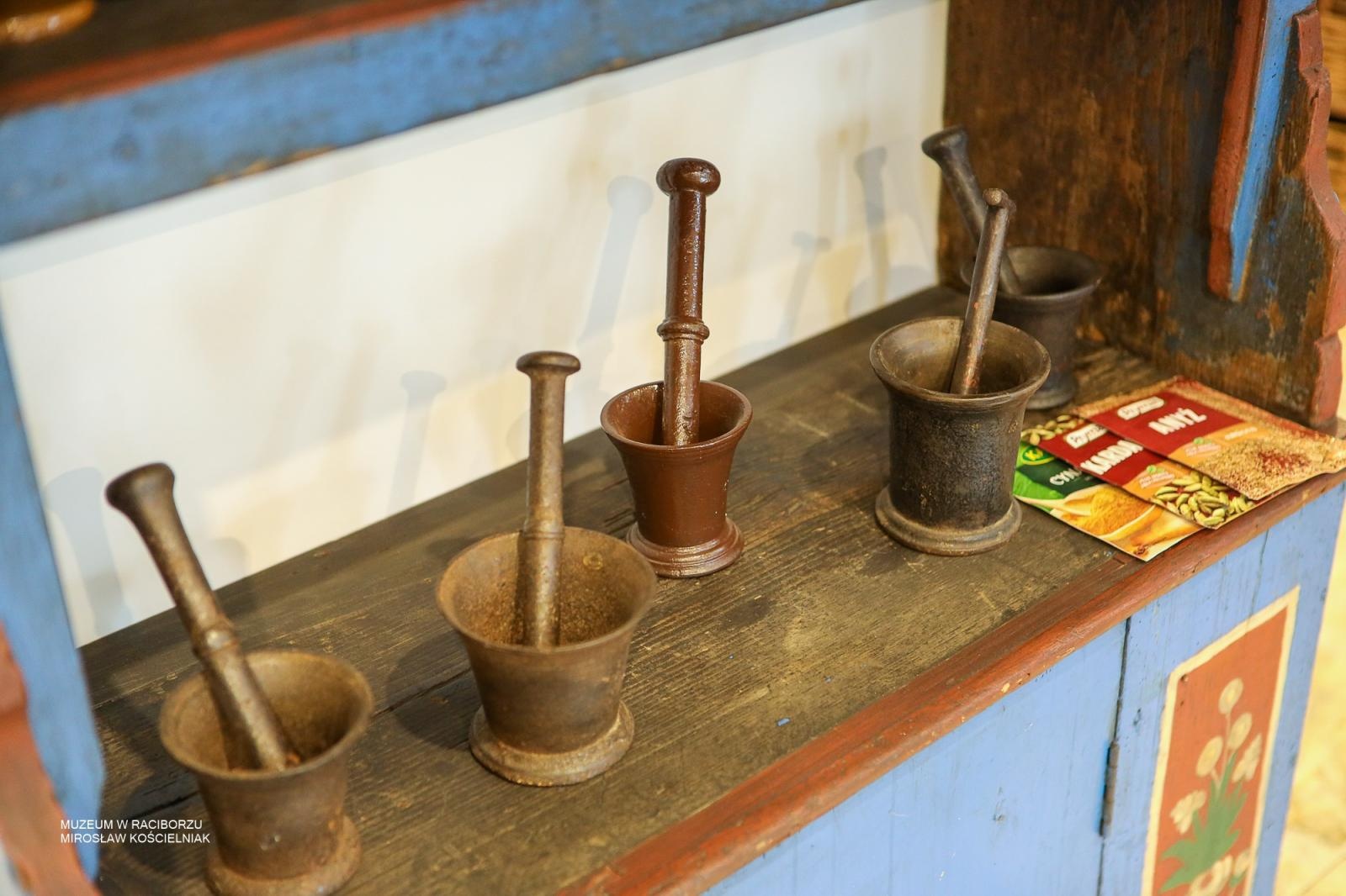 Zdjęcie w galerii na portalu naszraciborz.pl: Tradycje kulinarne ziemi raciborskiej i hulczyńskiej - nowa wystawa w Muzeum już otwarta wiadomości z regionu