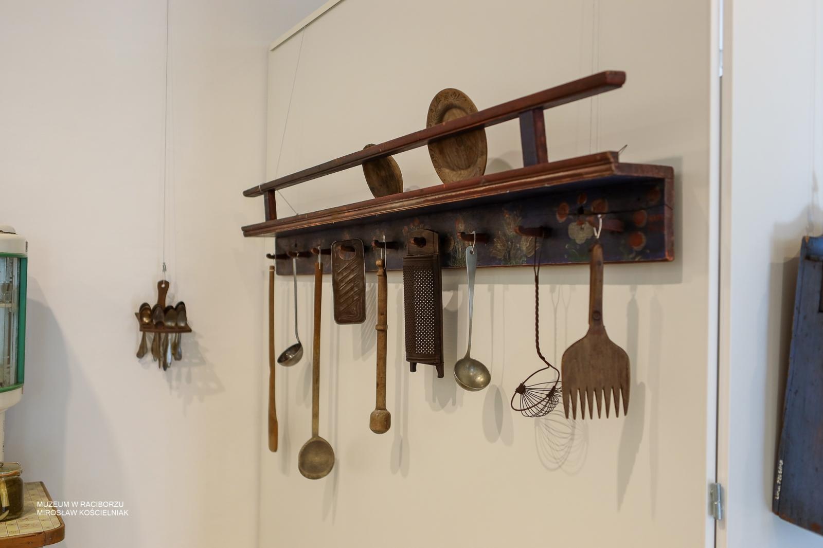 Zdjęcie w galerii na portalu naszraciborz.pl: Tradycje kulinarne ziemi raciborskiej i hulczyńskiej - nowa wystawa w Muzeum już otwarta wiadomości z regionu